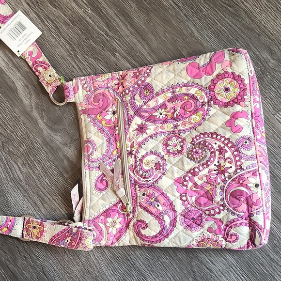 Vera Bradley Handbags - New With Tags Vera Bradley Paisley Meets Plaid Bag
